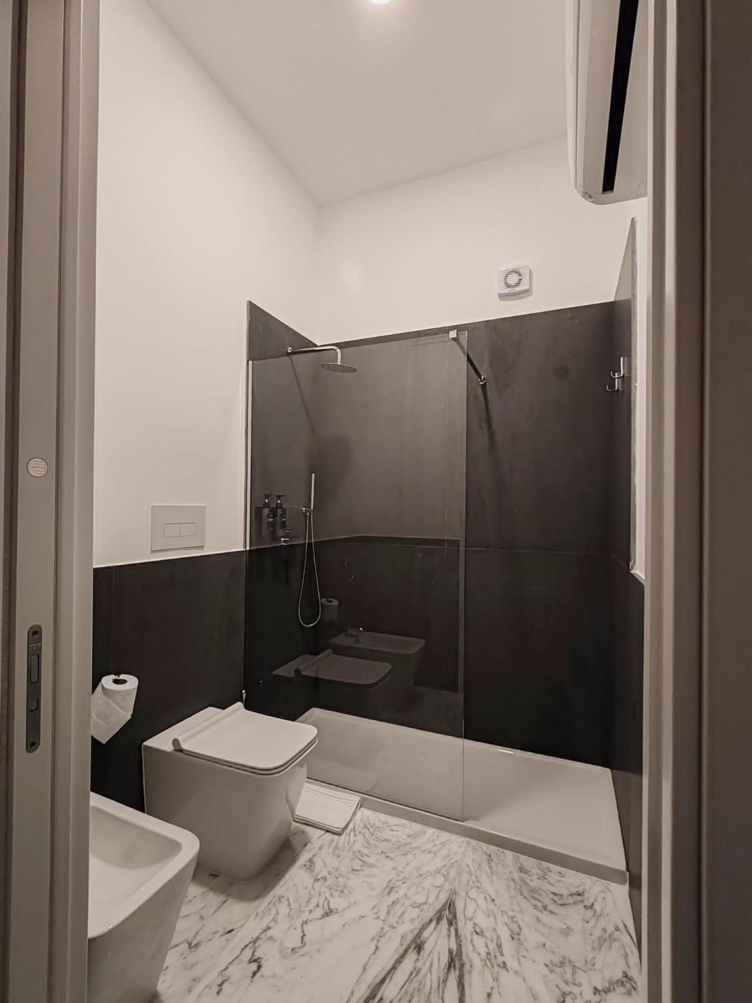Lily Apartments Palermo Exterior foto